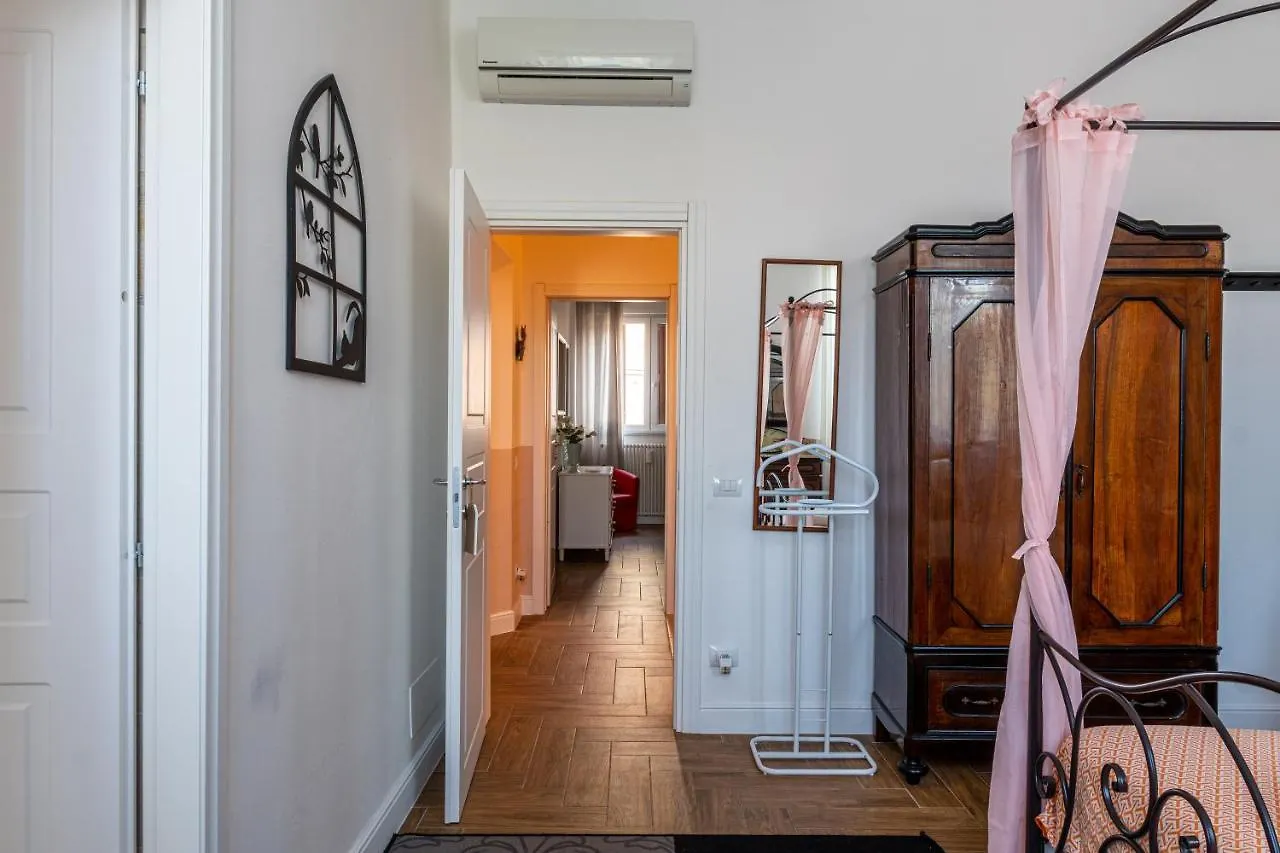 Вилла Gold Maison Феррара